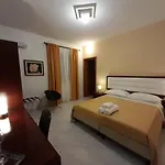 Siracusa Breakfast & Rooms
